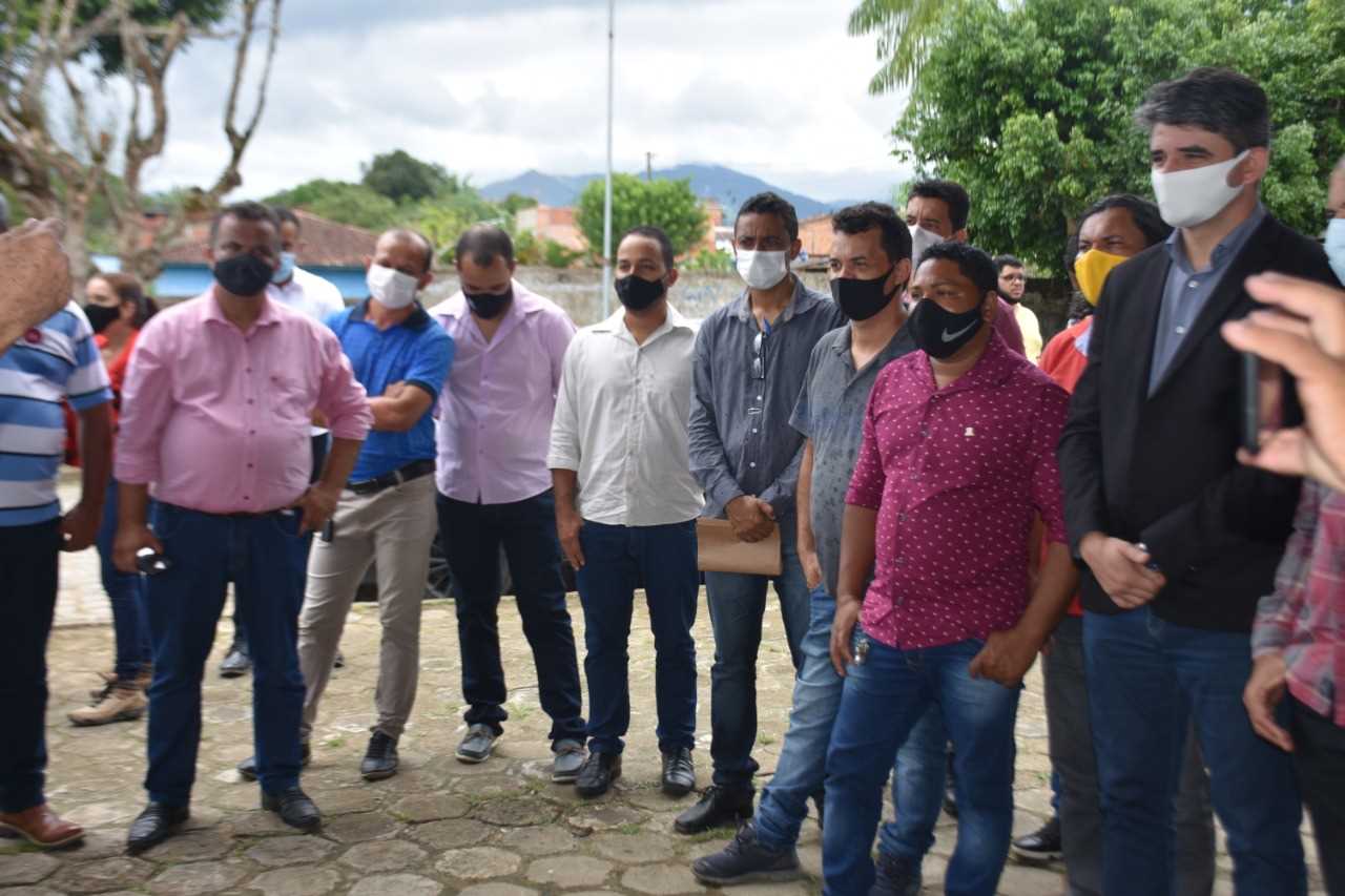 Secretário Josias Gomes visitou o distrito de São João do Panelinha